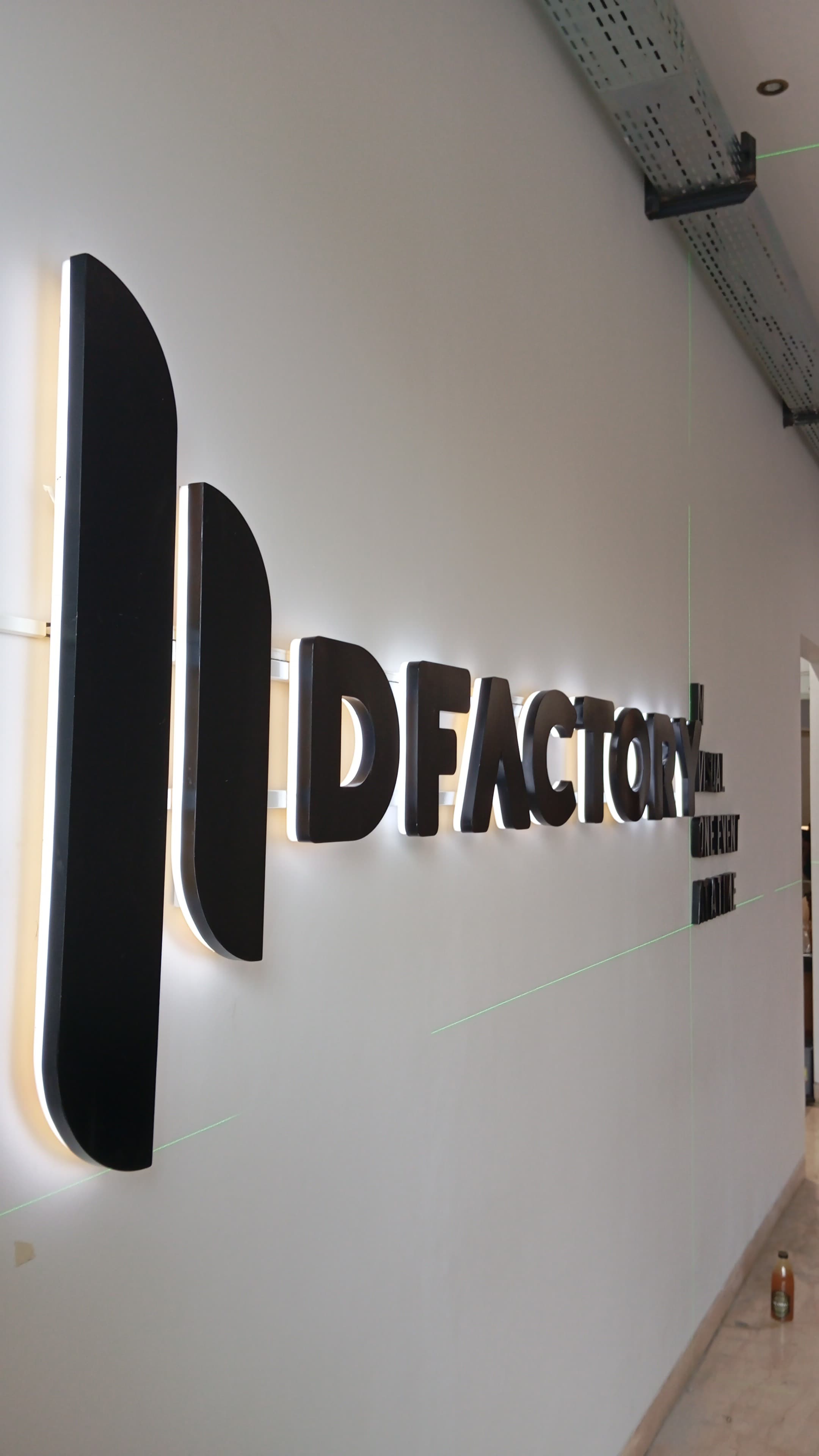 Huruf Timbul Galvanis Finishing Cat